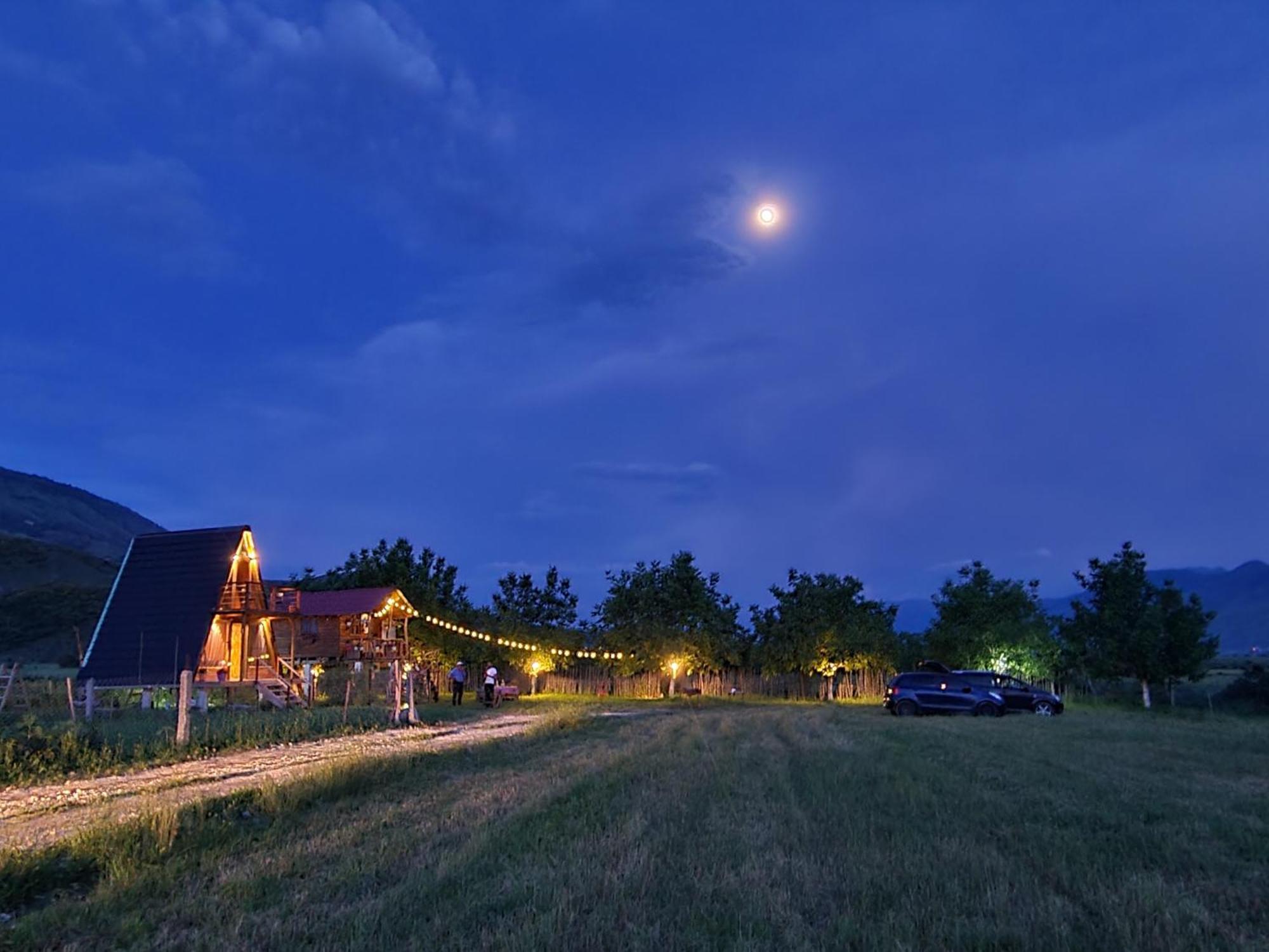 Life On The Farm Hotel Nepravishte Room photo